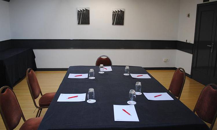 Salle C Hotel ILUNION Romareda Saragosse Salle C Hotel ILUNION Romareda Saragosse